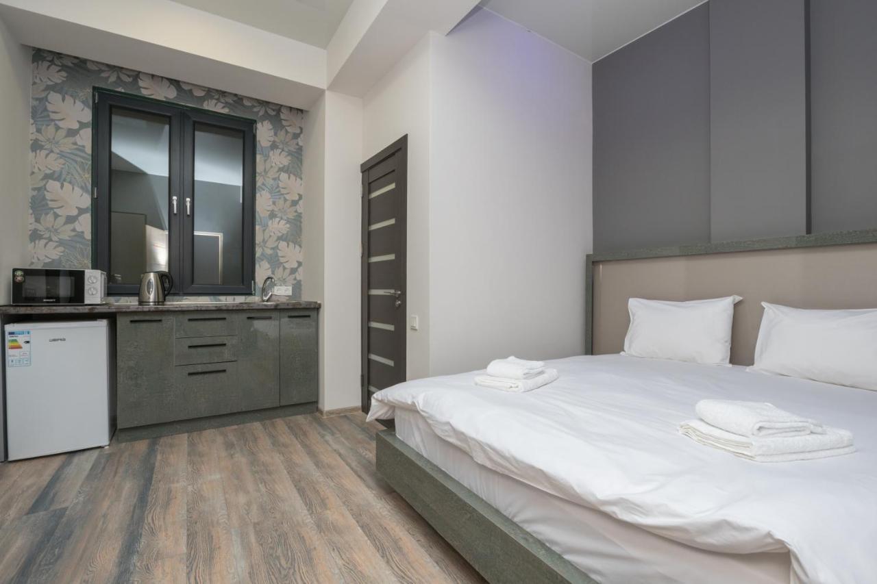 Hotel Armeni Єреван Екстер'єр фото